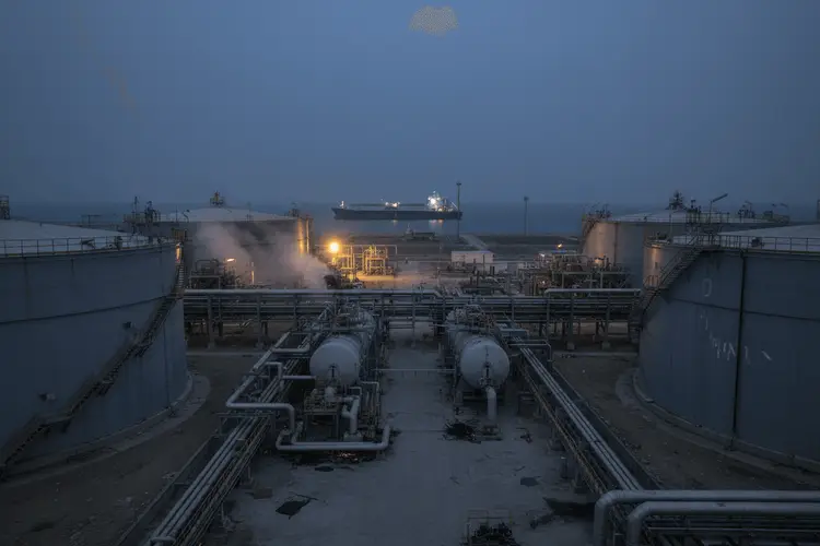 Brent-Öl über 110 Dollar: Nahost-Angriffe schüren Energiekrise