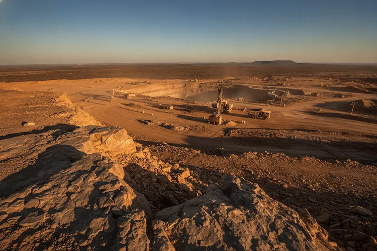 Neo Energy Metals: Uran- und Goldprojekte mit starker Quartalsperformance