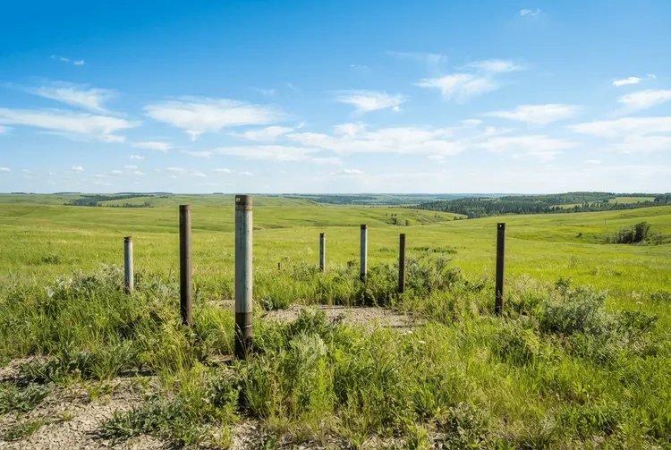 Alberta: Grundbesitzer verklagen Energiebehörde wegen unterfinanzierter Bohrloch-Sanierung
