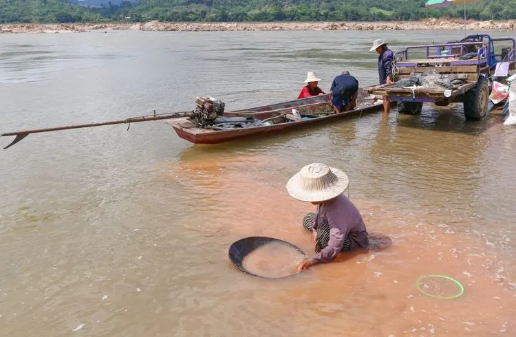 Senegal stoppt Bergbau am Faleme-Fluss