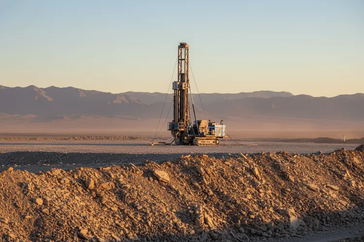 NevGold meldet konsistente Antimon-Gold-Mineralisierung auf Limousine-Butte-Projekt