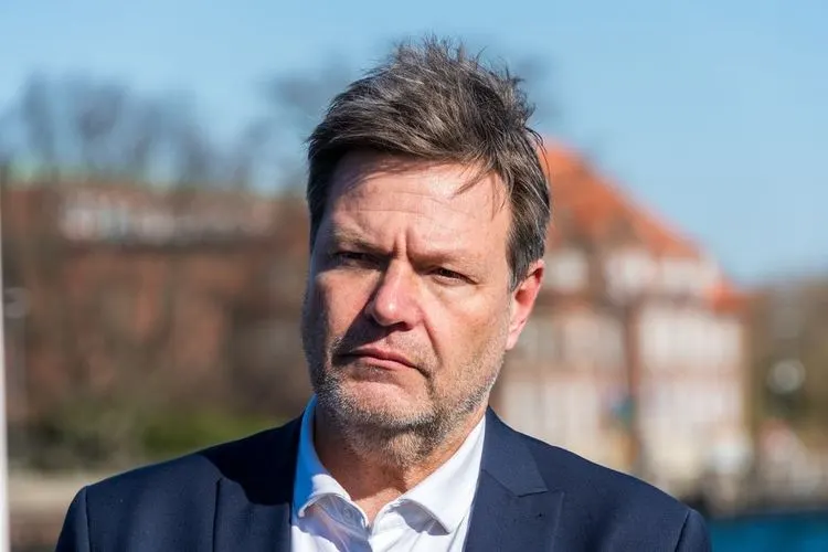 Vertritt Habeck noch deutsche Interessen?