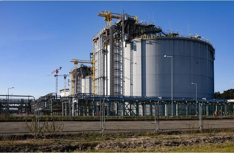 Neues LNG-Terminal in Südchina vor Betriebsstart